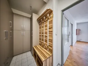 Prodej bytu 2+kk, Úpice, Národní, 46 m2