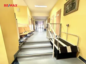 Pronájem kanceláře, Kyjov, Masarykovo náměstí, 21 m2