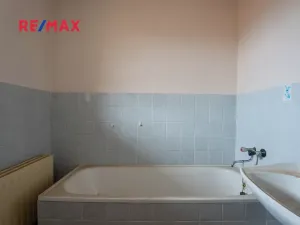 Prodej rodinného domu, Lipov, 180 m2