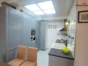 Pronájem bytu 2+kk, Praha - Vysočany, Pod Harfou, 55 m2