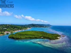 Prodej rodinného domu, Coxen Hole, Roatán, Honduras, 106 m2