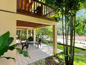 Prodej rodinného domu, La Ceiba, Honduras, 4080 m2