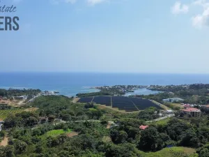 Prodej pozemku, French Harbour, Roatán, Honduras, 2428 m2