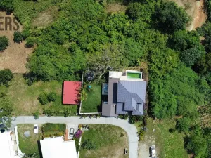 Prodej pozemku, French Harbour, Roatán, Honduras, 2428 m2