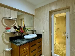 Prodej rodinného domu, Coxen Hole, Roatán, Honduras, 668 m2