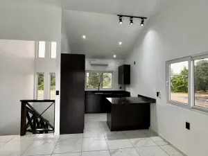 Prodej rodinného domu, Coxen Hole, Roatán, Honduras, 90 m2