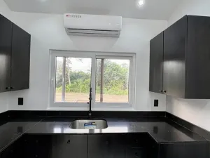 Prodej rodinného domu, Coxen Hole, Roatán, Honduras, 90 m2