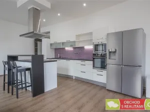 Pronájem bytu 3+kk, Praha, Dejvická, 106 m2