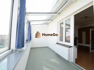 Pronájem bytu 1+1, Praha - Nusle, U gymnázia, 45 m2