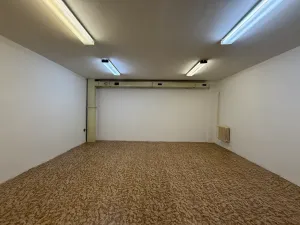 Pronájem skladu, Praha - Holešovice, Jankovcova, 33 m2