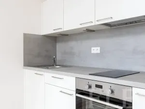 Pronájem bytu 1+kk, Praha - Hloubětín, Kolbenova, 35 m2