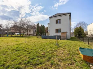 Prodej bytu 2+kk, Praha - Lhotka, K Novému dvoru, 64 m2