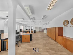 Prodej výrobních prostor, Nový Bor, Sklářská, 6477 m2