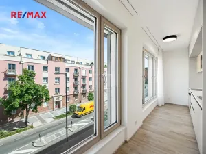 Pronájem bytu 1+kk, Praha - Žižkov, Malešická, 36 m2