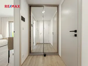 Pronájem bytu 1+kk, Praha - Žižkov, Malešická, 36 m2