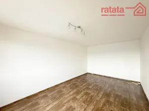 Pronájem bytu 2+1, Kadaň, Chomutovská, 61 m2