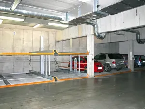 Prodej garážového stání, Brno, Rostislavovo náměstí, 11 m2