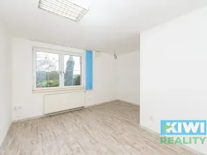 Pronájem kanceláře, Kaňovice, 90 m2