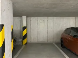 Prodej garážového stání, Olomouc, Edvarda Beneše, 12 m2