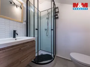 Pronájem bytu 2+kk, Praha, Janáčkovo nábřeží, 40 m2