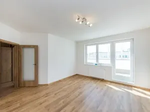 Pronájem bytu 2+kk, Praha - Michle, U plynárny, 51 m2