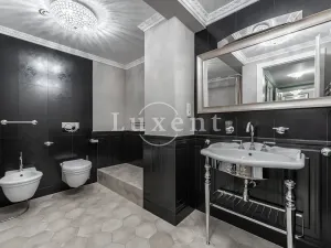 Prodej činžovního domu, Karlovy Vary, Vřídelní, 1221 m2