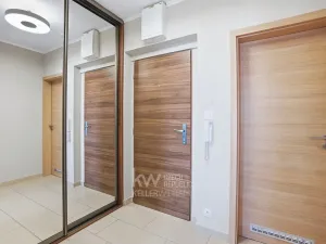 Pronájem bytu 2+kk, Praha - Libeň, Nad Rokoskou, 47 m2