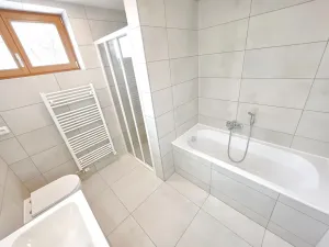 Pronájem rodinného domu, Zeleneč, 170 m2