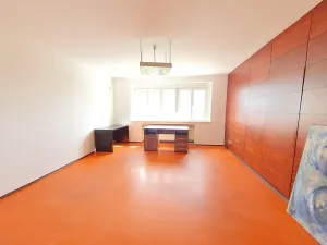 Pronájem kanceláře, Praha - Smíchov, Na Hřebenkách, 200 m2