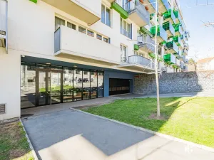 Prodej bytu 2+kk, Praha - Vršovice, Archangelská, 97 m2