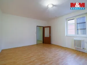 Pronájem bytu 1+1, Cheb, Cechovní, 36 m2