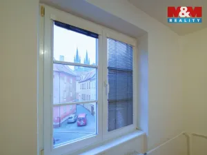 Pronájem bytu 1+1, Cheb, Cechovní, 36 m2