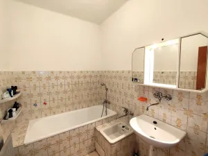 Prodej rodinného domu, Chrast, Chrašická, 250 m2