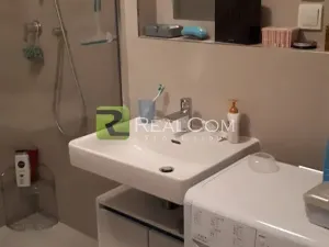 Pronájem bytu 1+kk, Praha - Kobylisy, Čumpelíkova, 39 m2