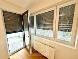 Pronájem bytu 2+kk, Praha - Jinonice, Pod stolovou horou, 64 m2