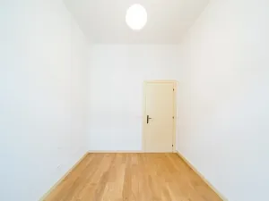 Pronájem kanceláře, Praha - Nové Město, U půjčovny, 49 m2