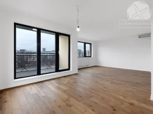 Prodej bytu 2+kk, Praha - Vysočany, Na výběžku, 72 m2