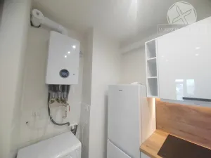 Pronájem bytu 3+1, Praha - Dejvice, Kladenská, 87 m2