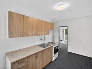 Prodej bytu 2+1, Plzeň, U Školky, 58 m2