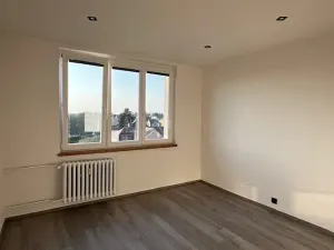 Pronájem bytu 1+1, Nové Strašecí, Křivoklátská, 38 m2