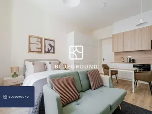 Pronájem bytu 1+kk, Praha - Bubeneč, Veletržní, 30 m2