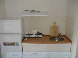 Pronájem pokoje, Praha - Prosek, Martinovská, 11 m2