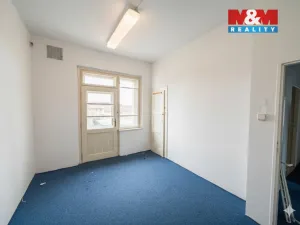 Pronájem kanceláře, Roudnice nad Labem, Purkyňovo náměstí, 120 m2