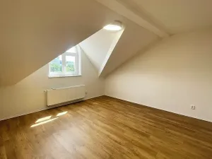 Prodej bytu 3+1, Praha - Libeň, Českomoravská, 110 m2