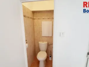 Pronájem bytu 2+1, Praha - Malešice, Ovčárská, 53 m2