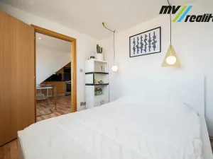 Pronájem atypického bytu, Praha - Nové Město, Malá Štěpánská, 129 m2