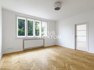 Pronájem rodinného domu, Praha - Stodůlky, K Fialce, 244 m2