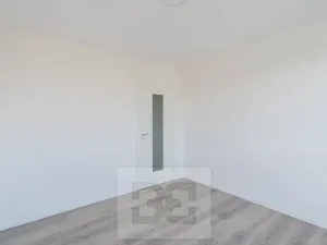 Pronájem bytu 3+1, Praha - Střížkov, Jablonecká, 70 m2