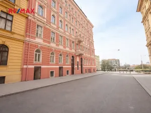 Pronájem restaurace, Praha - Nové Město, Koubkova, 159 m2