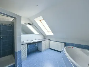 Prodej rodinného domu, Světice, 400 m2